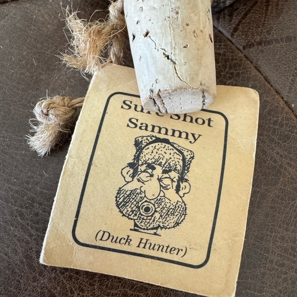 Spit N Whittle Chris Hammack Sure Shot Sammy Duck Hunter Cork Bottle Stopper - Picture 5 of 8